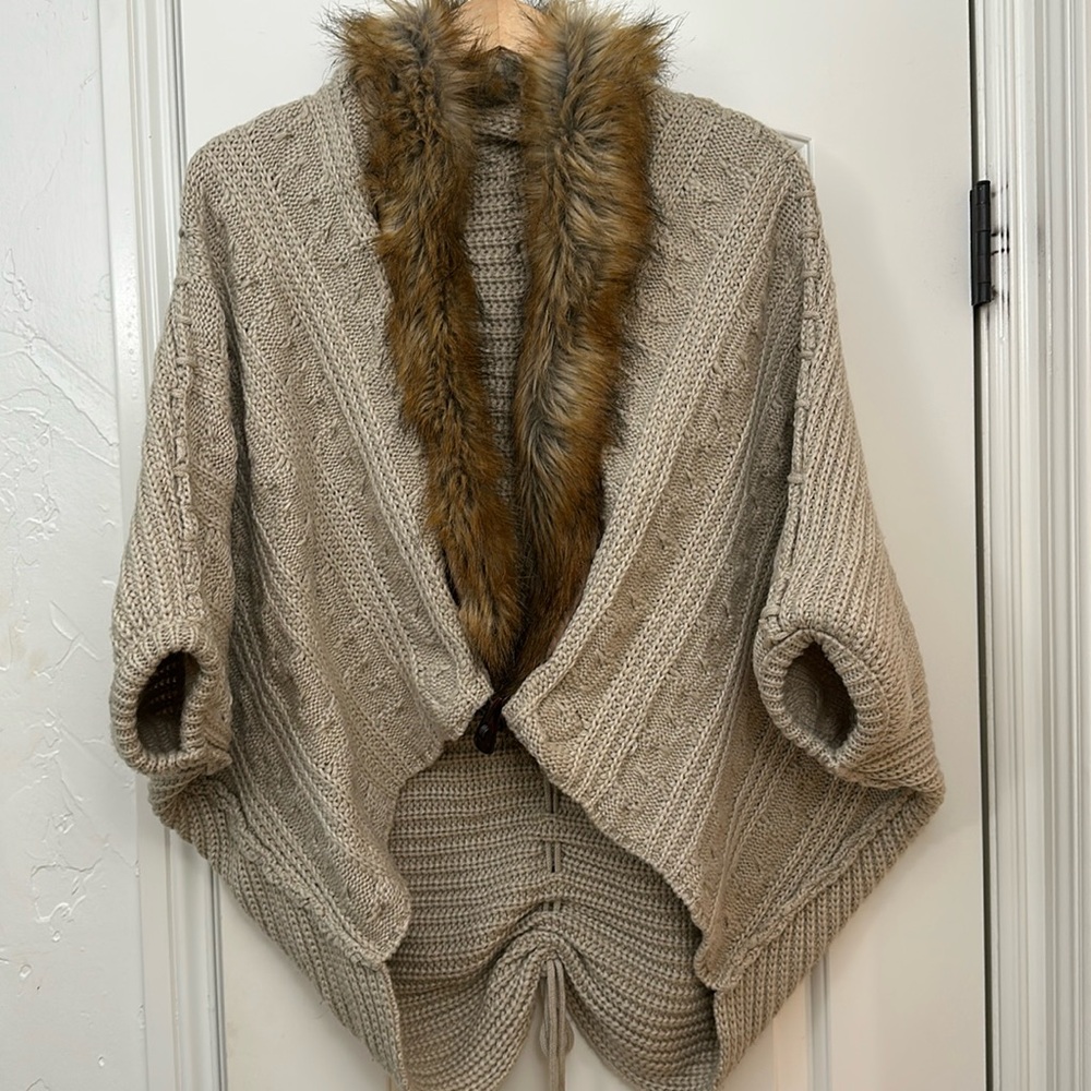 Free People Knit Sweater with removable faux fur collar